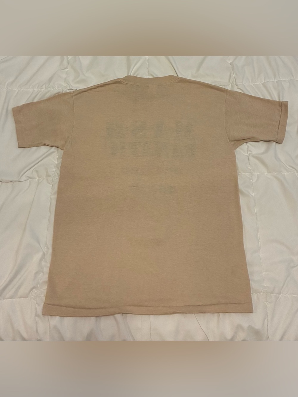 Vintage 1983 M*A*S*H Fanatic T-Shirt Beige with Green Print Size M - Picture 2 of 7